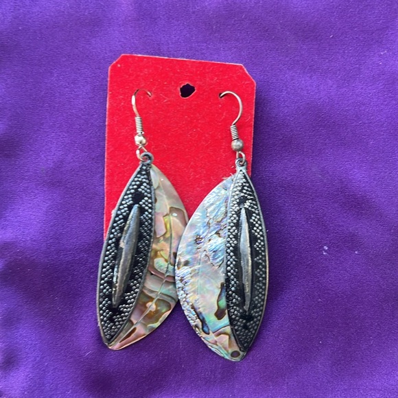 Vintage Abalone Shell Teardrop Earrings - Picture 3 of 16